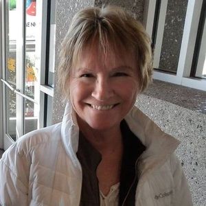 Meet your Posher, Debra